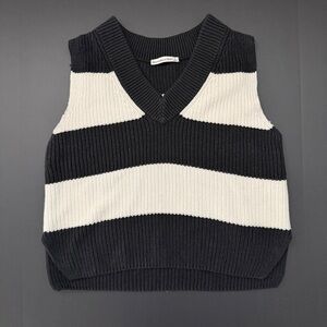 Abercrombie Sleeveless V-Neck Knit Sweater Vest - Black & White Size Small